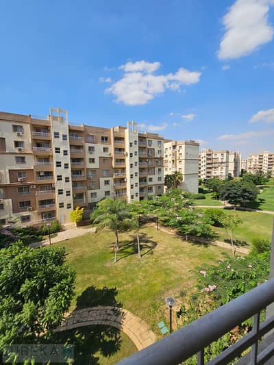 Appartment wide garden view ultra superlux rtm