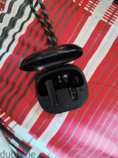 Anker r50i سماعه وشاحن  وعلبه