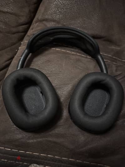 AirPods max