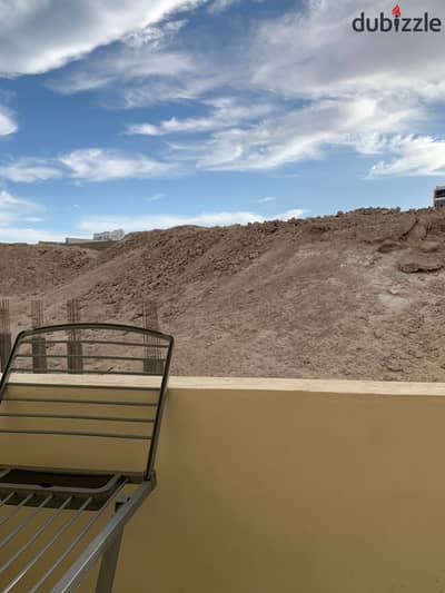 1BR Mountain View Apartment | King Bed & Sofa Bed | La Prestigia