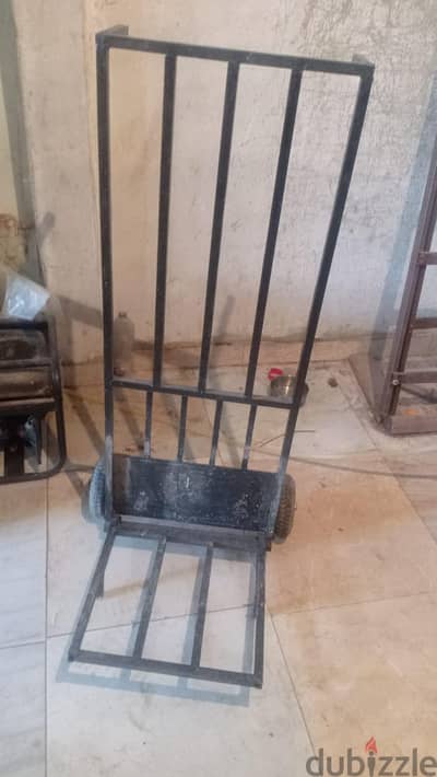 عجلة حديد لاستخدام الورش