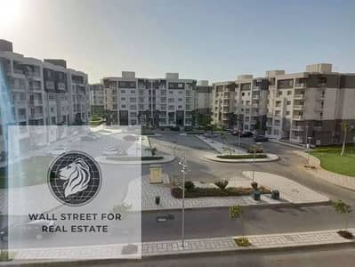 apartment 109m for sale in B14 - madinaty near services area old contract installment over 10 years