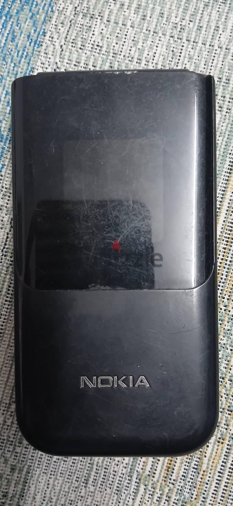 Nokia 2720 Flip 1