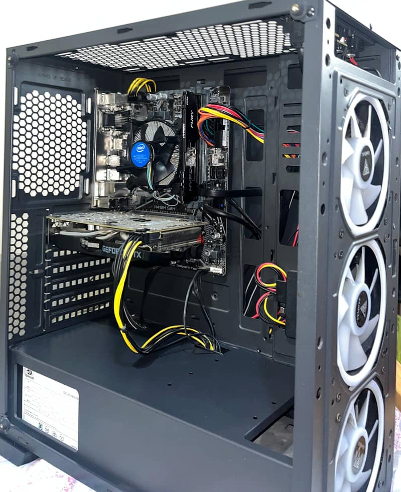 Gaming pc used like new 2