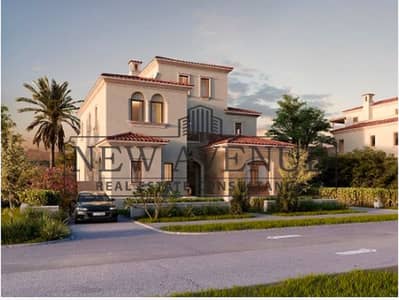 Standalone Villa overlooking greenery Prime Location Ready To Move  Excellent Living And Investment Opportunity in City Gate