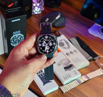 الجديدةSamsung Galaxy Watch Ultra 2025 Titanium 64g كاملة المشتملات