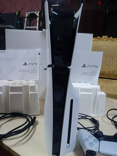 Playstation 5 slim CD 1tb بلايستيشن ٥
