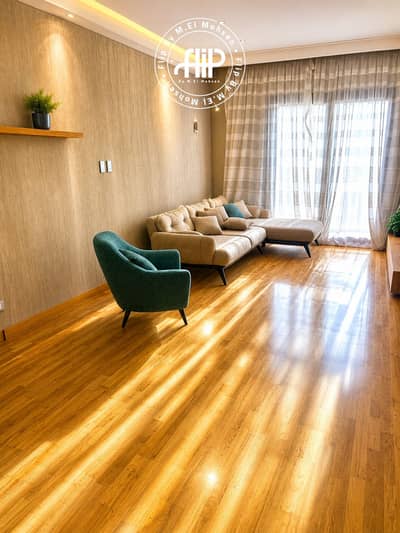 Modern 2-Bedroom Apartment | 40 West 2