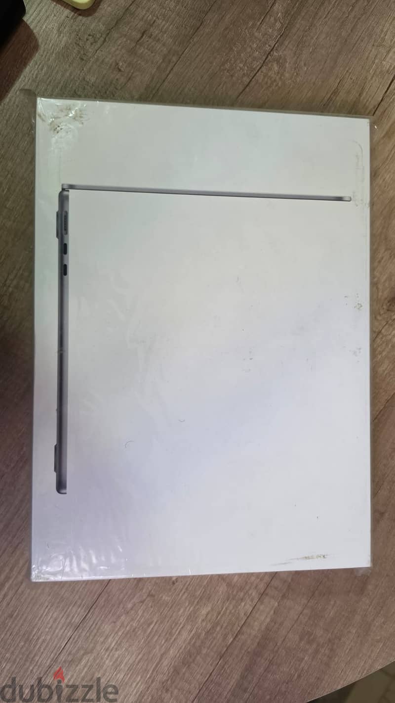 MacBook Air M3 2024 | 8GB - 256GB | جديد متبرشم بضمان سنة 1