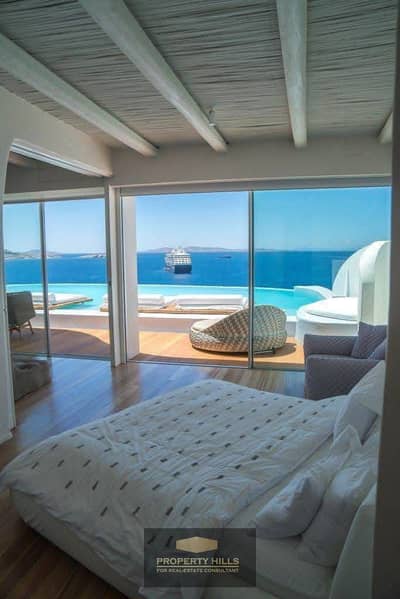Super Lux Finished Chalet on the Sea at the Waves of the North Coast