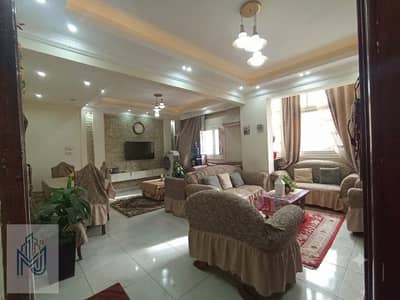 Your apartment in Ames is located in October in the Third District with an open view, just minutes from Al-Hosari