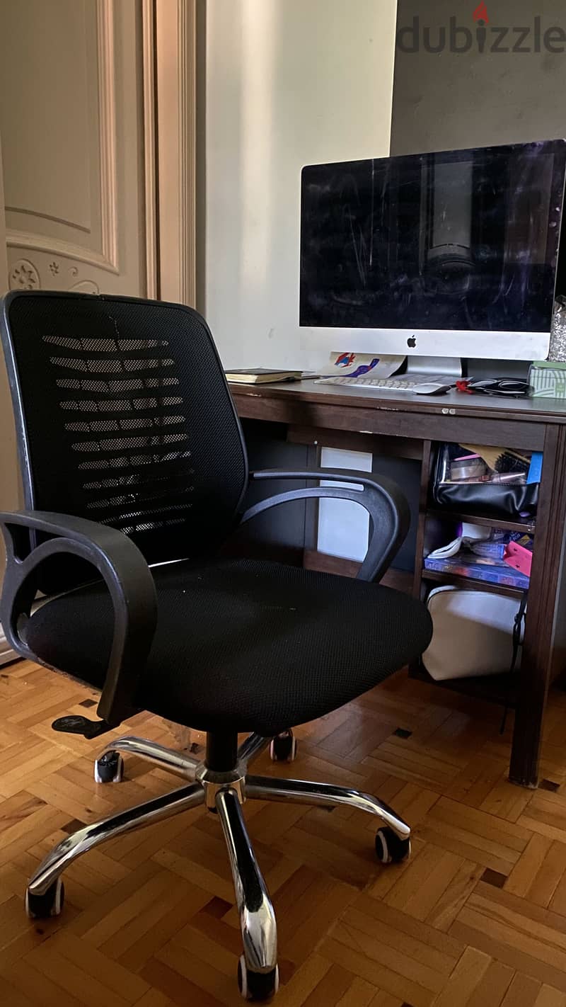 Ikea desk+ chair 1