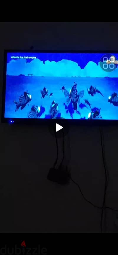 شاشه hoho 32 بوصه شغاله بكفاءه جدا للبدل بحاجه ٤٣ مع دفع فرق