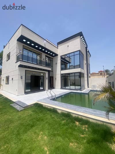 فيلا للبيع في موقع استراتيجي في كينج مريوط | الإسكندريه •