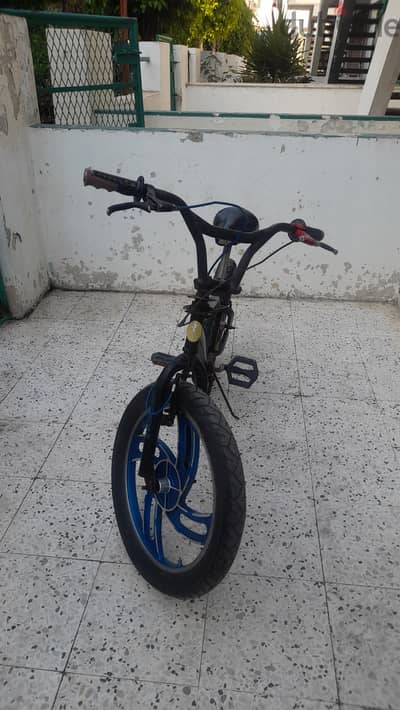 عجله BMXمستعمل كالجديد قابل للتفاوض