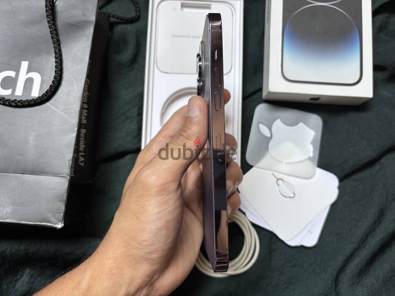 iPhone 14 pro max 2
