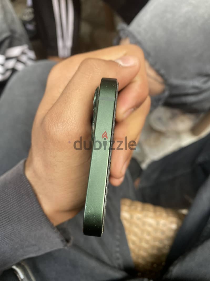 آبل - آيفون 13 2