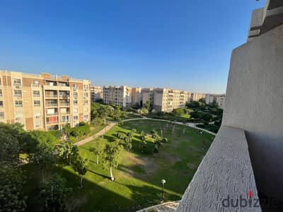 Furnished apartment for rent in Madinaty B7, garden view, prime location