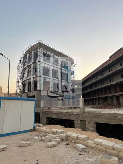 Office for Sale in Hadayek October, 6 of October City With installments, Ready To Move, Super Deluxe Finishing, 109 M