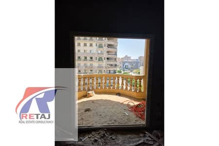 شقة 180م للبيع بالمنطقة التاسعة – مباني حديثة 2023 – حصة في الأرض والجراج