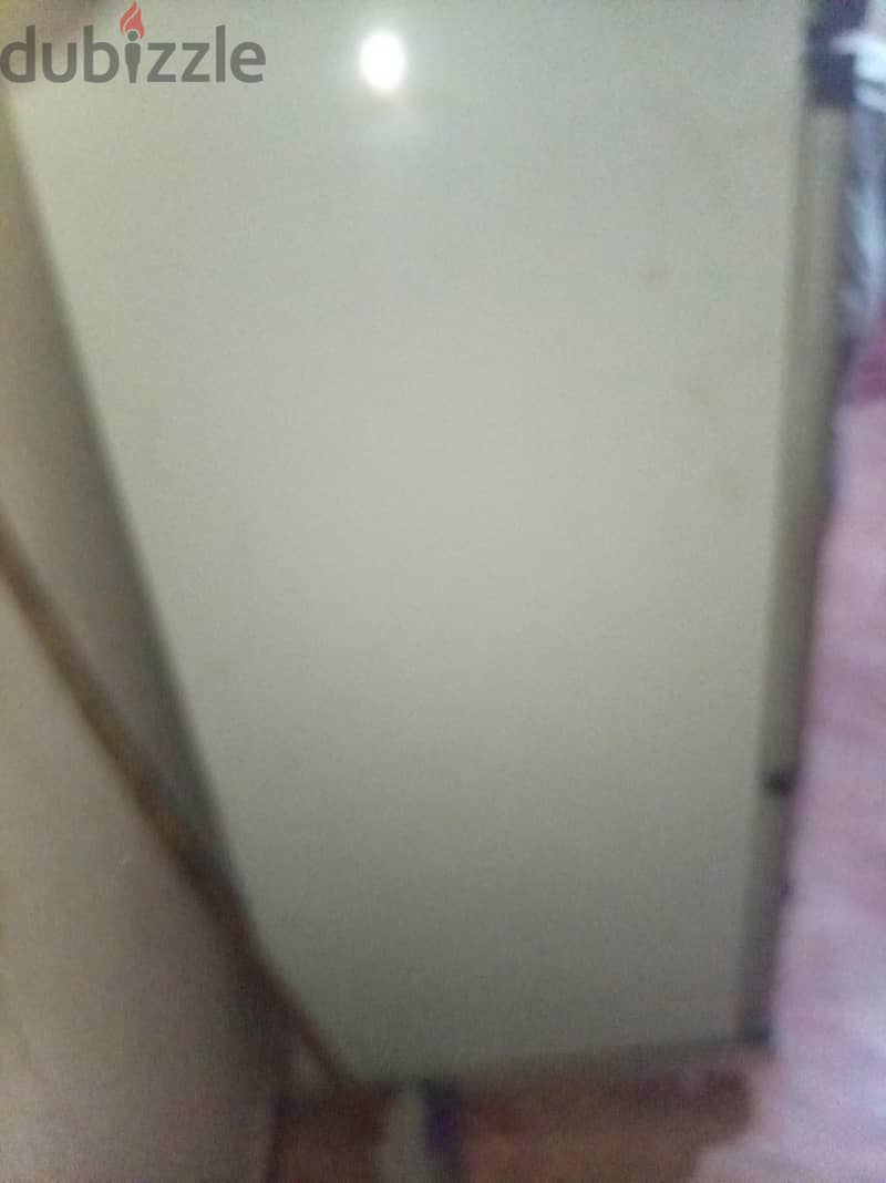 تلاجة توشيبا 3 باب 2
