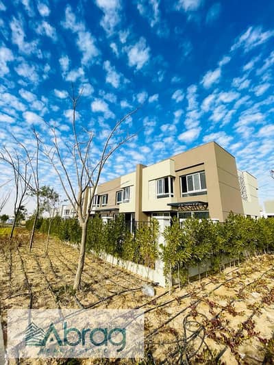 For sale corner townhouse immediate delivery compound Badya Palm Hills October