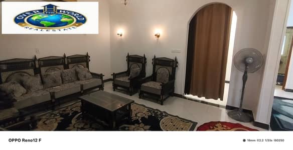 شقة مفروشة للإيجار المعادي الجديدة بالقرب من كارفور شارع الجزائر مكيفه بالكامل واي فاي غاز طبيعي دور ثاني تتكون من اثنين غرفه نوم و ريسبشن وحمام ومطبخ موقع راقي وهادئ