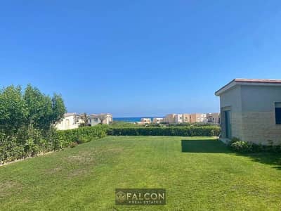 Own With 28% Discount a HighEnd , Fully Finished One Story Villa 1st Row On Lagoon in The Heart Of Ras EL Hekma in Caeser Ras El Hekma