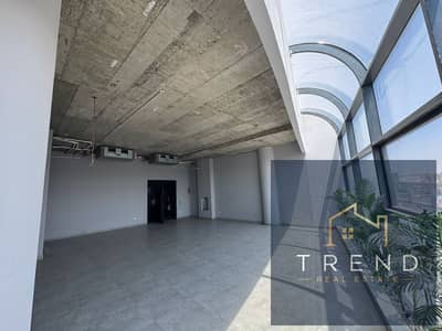 FOR RENT | Give Your Business a Premium Address  An exceptional opportunity for companies looking for a strategic location, outstanding visibility, an
