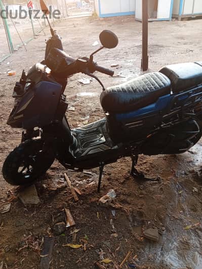 اسكوتر كواي اكس رود بنزين 150cc