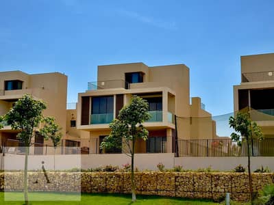 prime location Villa MV resale ready to move at SODIC EAST -OPEN VIEW ON LANDSCAPE