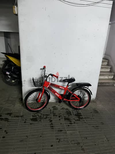Children’s bicycles with basket