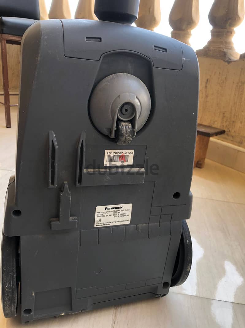 Panasonic MC-CL565 2000W Vacuum Cleaner 9
