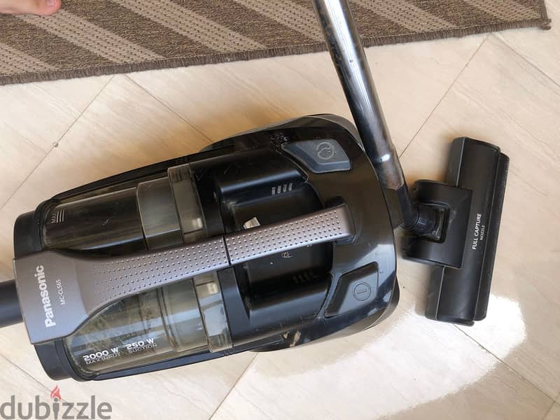 Panasonic MC-CL565 2000W Vacuum Cleaner 10