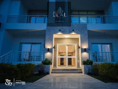 شقة مميزة فى العاصمة، بفيو لاندسكيب وبحيرات، قريبة من الحي الحكومي والمالي والنهر الأخضر ومحطة المونوريل، فرصة قوية للسكن والاستثمار!