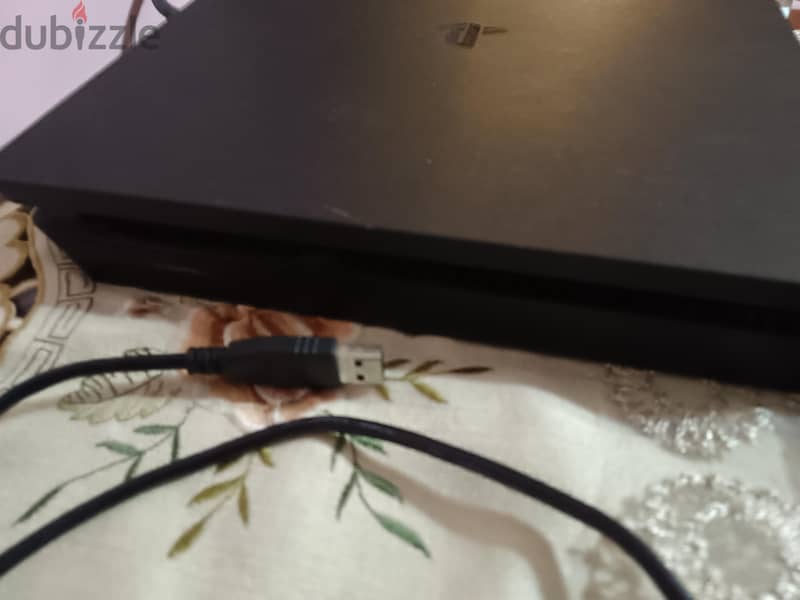 playstation 4 slim 2