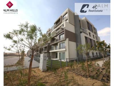 شقه للبيع بلتقسيط تشطيب كامل - موقع مميز في كمباوند بالم هيلز التجمع الخامس - for sale in palm hills new cairo