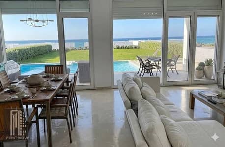 شاليه تشطيب فاخر الترا سوبر لوكس lagoon view فى الساحل الشمالى بمنطقة راس الحكمة بجوار june sodic و كالى كوست