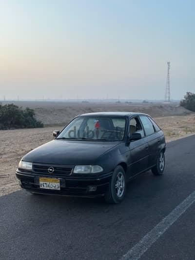 أوبل أسترا 1993