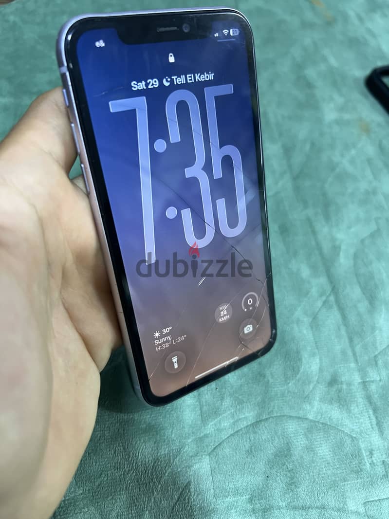 Apple - iPhone 11 5