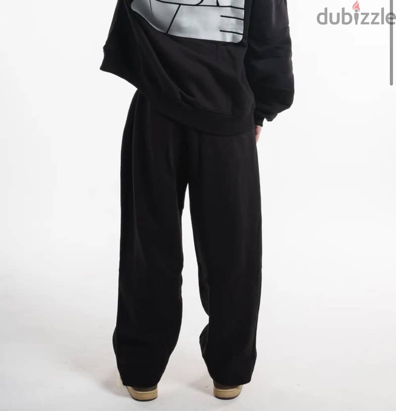 Juvenile sweatpants 3