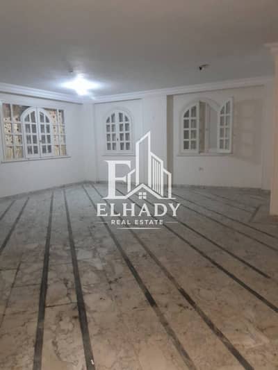 Duplex administrative villa for rent in New Maadi - Wireless Division