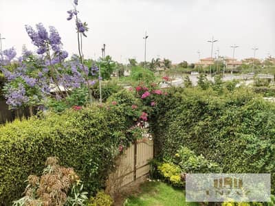 Villa for sale in madinaty, Quadro near food court and south park, 238sq