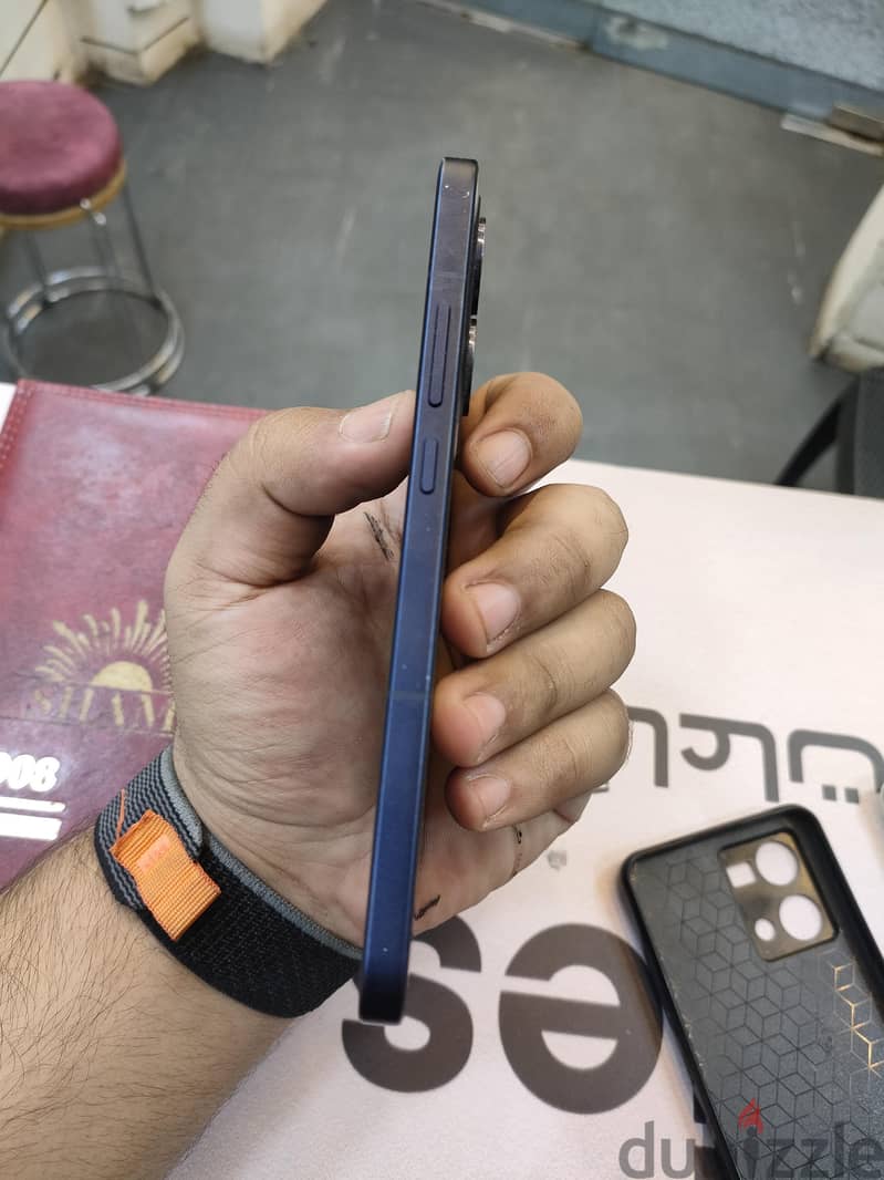 OPPO Reno13 2