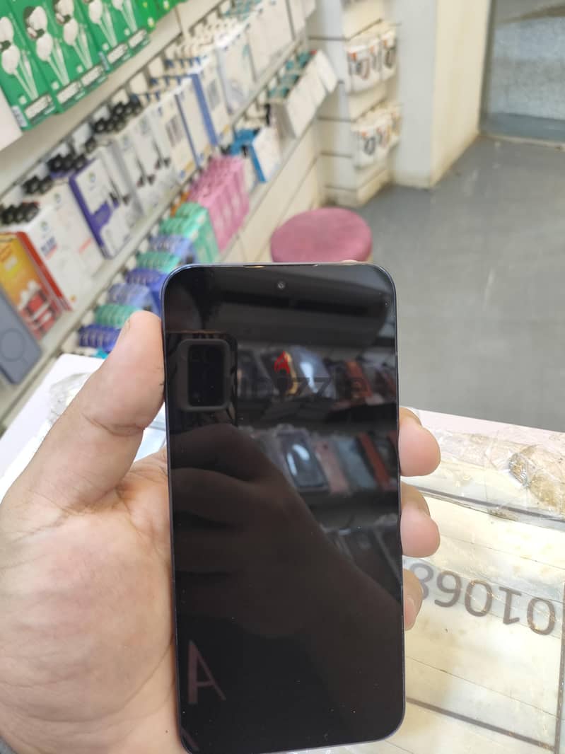 OPPO Reno13 4