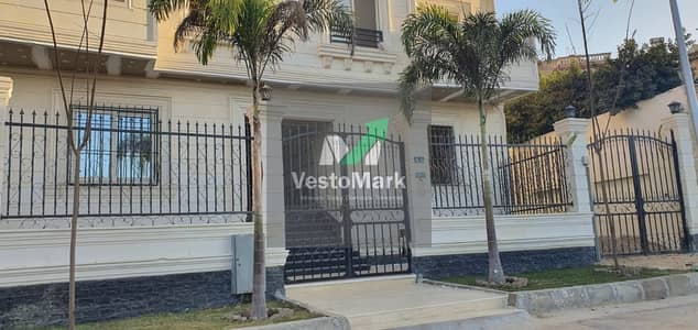  420 SQM Villa Duplex + 160 SQM Private Garden | 3-Car Garage + Private Entrance | Panoramic