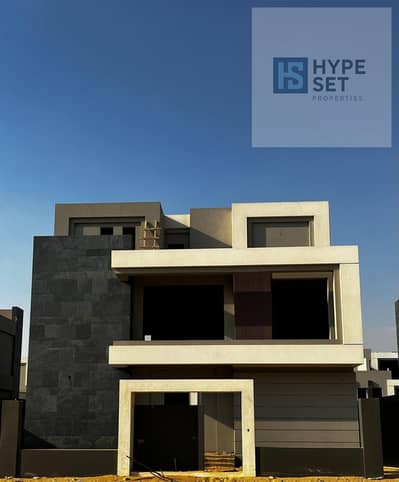Townhouse for sale at the launch price in La Vista El Patio "Townside" Fifth Settlement features a private garden view & next to AUC university