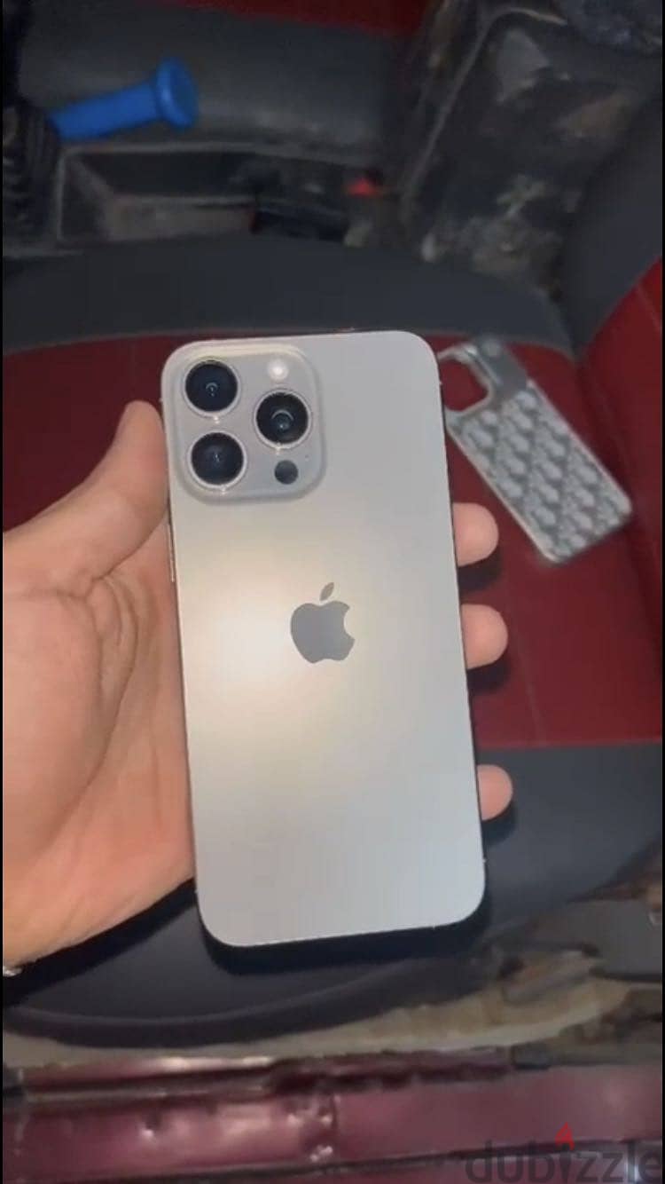 Apple - iPhone 15 Pro Max 2