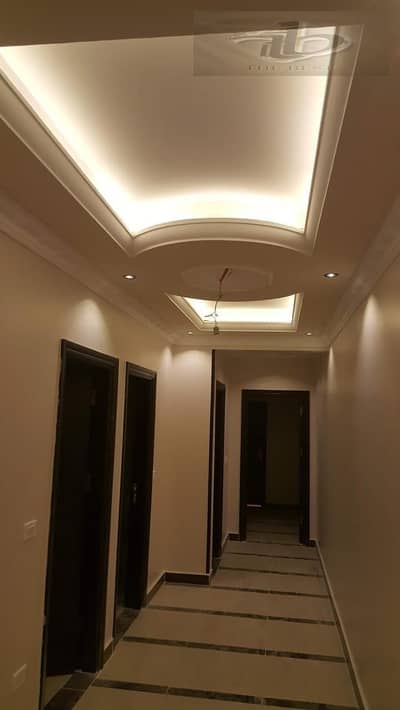 للايجار أو للبيع | أول تسوية – Al Banafseg 2  A distinctive apartment in Al Banafseg 2 – First Settlement with a strategic location and an open view of a main street and Ahmed Shawky axis
