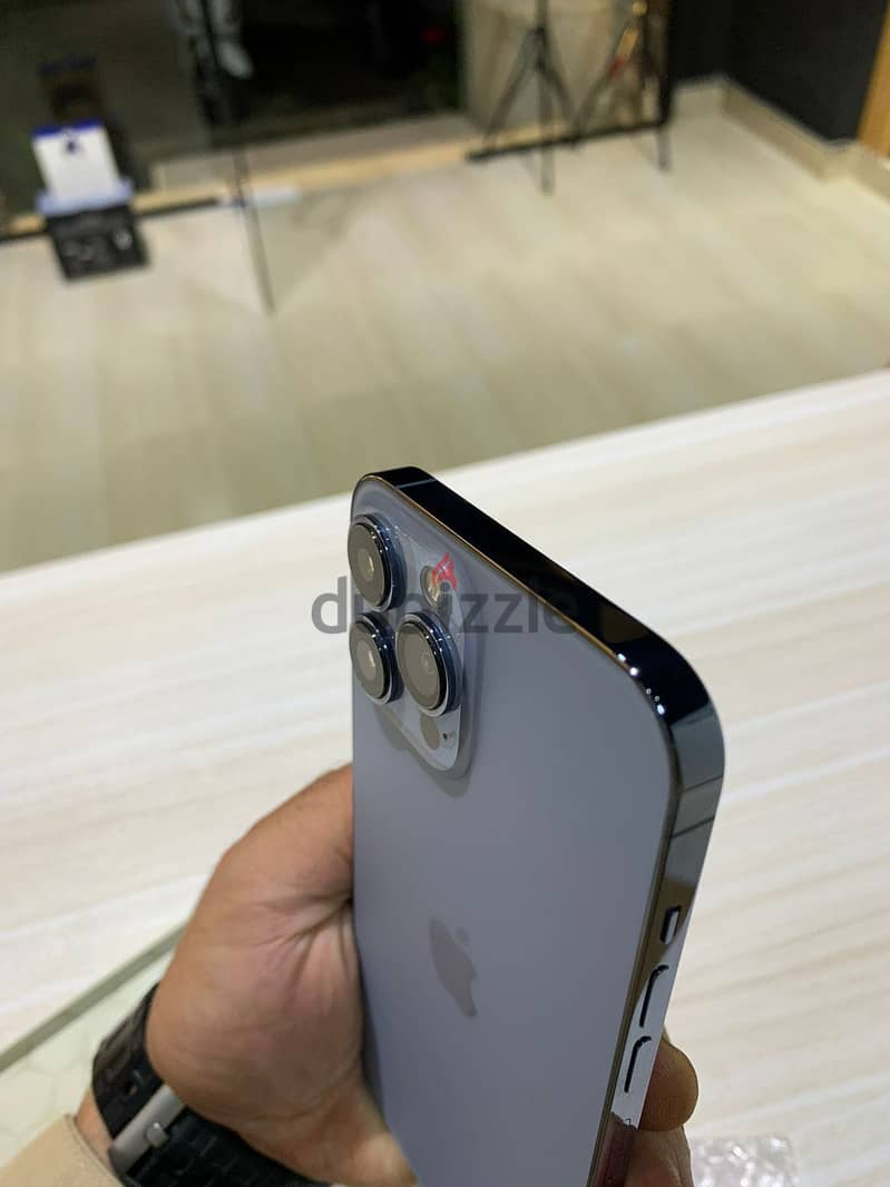 Apple - iPhone 13 Pro Max 1